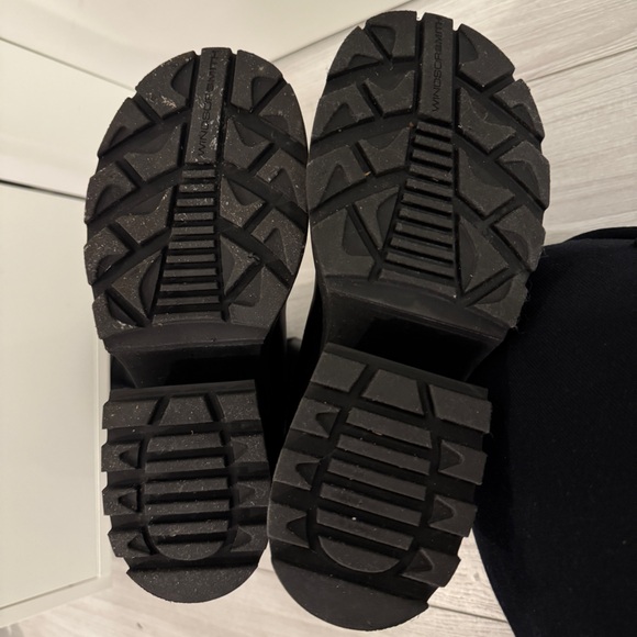 WINDSOR SMITH FUSE BLACK STRETCH SOCK BOOTS SIZE 8 - Picture 10 of 15